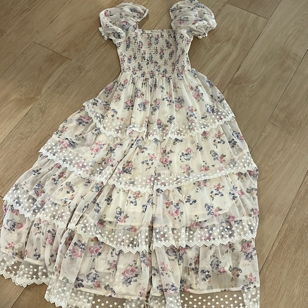 Lait maxi dress great for maternity photo shoot size S